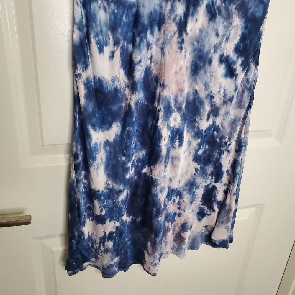 Young Fabulous & Broke Felicity Blue Tie Dye Print Satin Midi Skirt - Picture 5 of 9